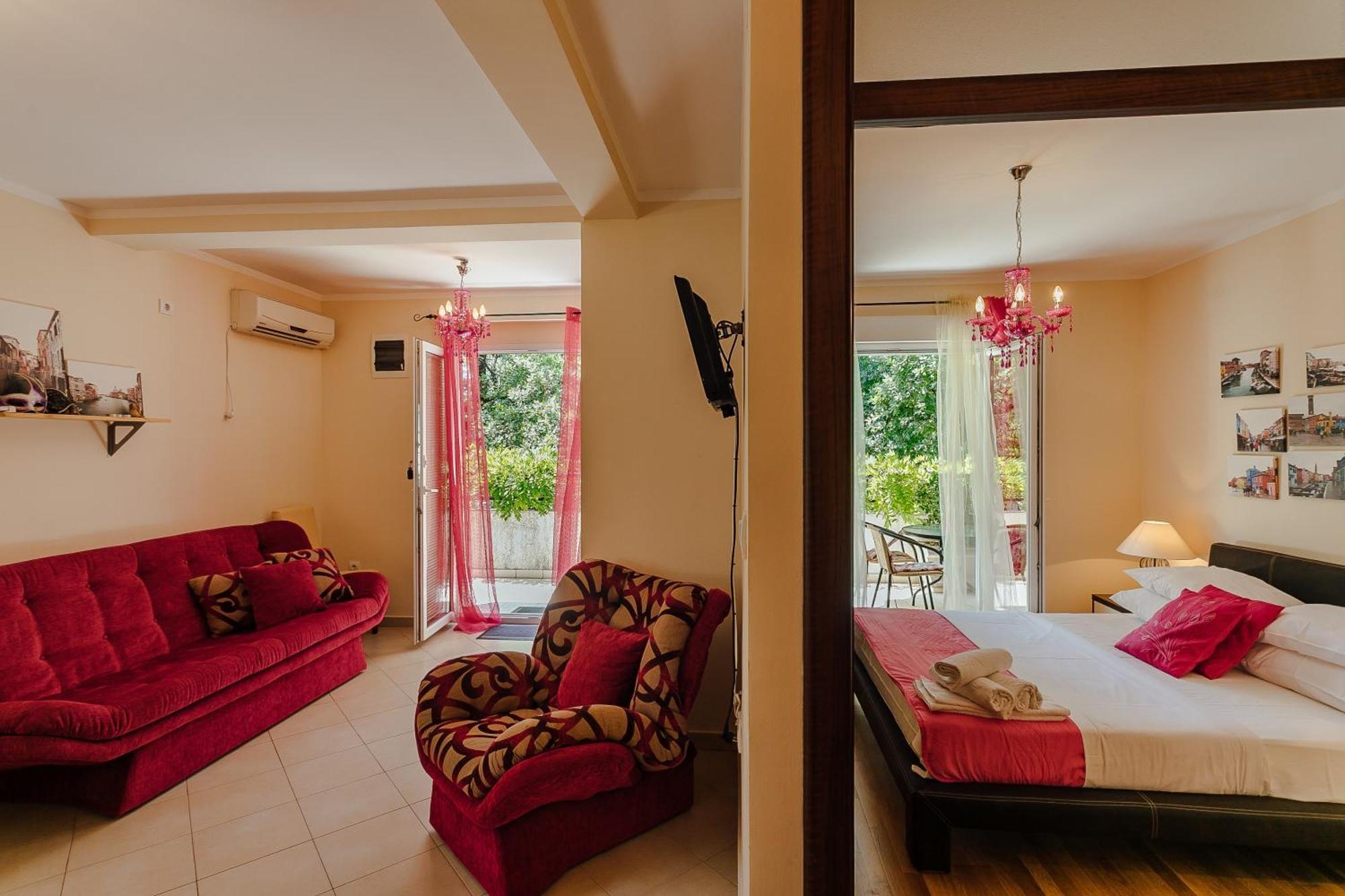 Poolside Apartments Miljan I Ranko Herceg Novi Zimmer foto