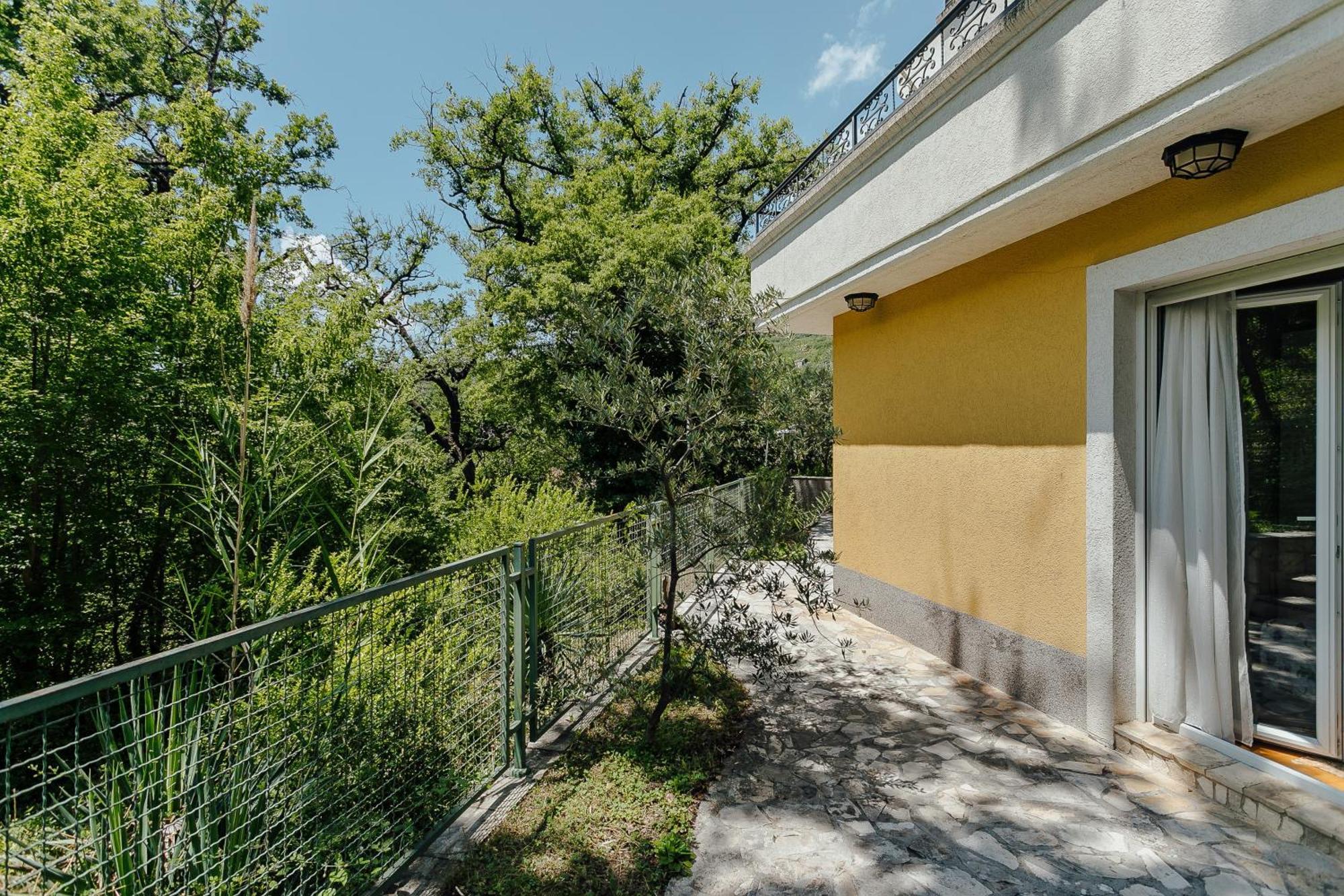 Poolside Apartments Miljan I Ranko Herceg Novi Zimmer foto